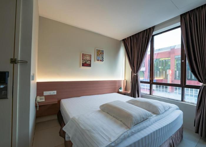 Green Hotel
