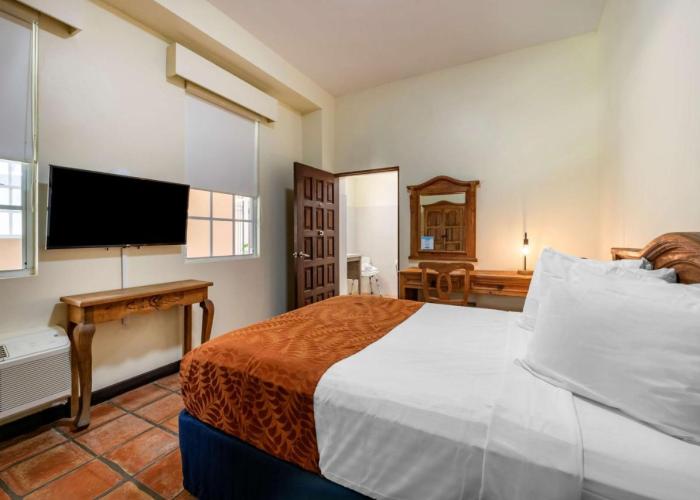Mayaguez Plaza Hotel; SureStay Collection by Best Western