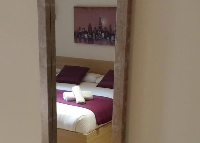 Hostal Barcelona Travel