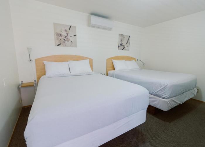 Waterfront Inn