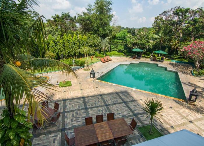 Grand Candi Hotel