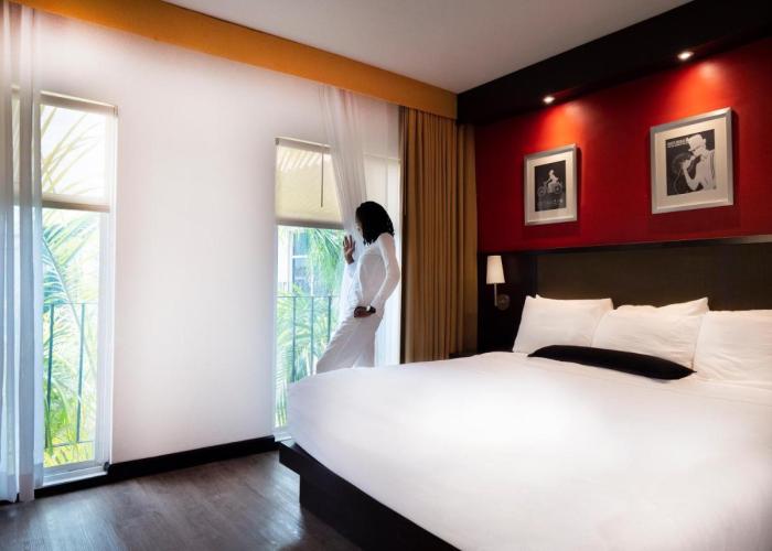 Spanish Court Hotel