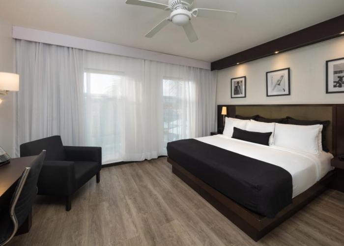 Spanish Court Hotel
