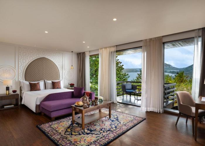 Vivanta Dal View