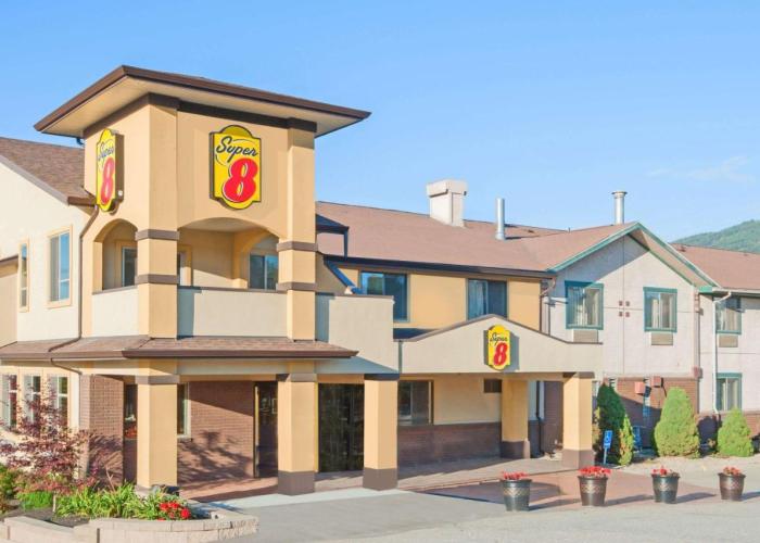 Super 8 by Wyndham Salmon Arm