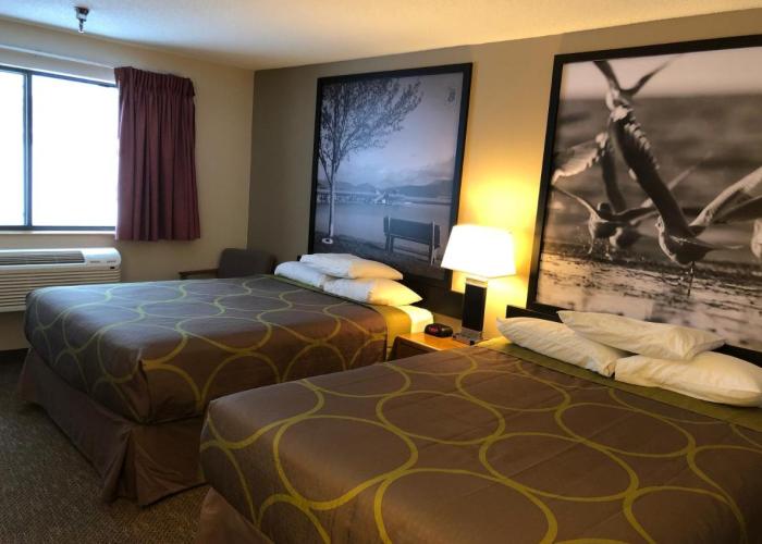 Super 8 by Wyndham Salmon Arm