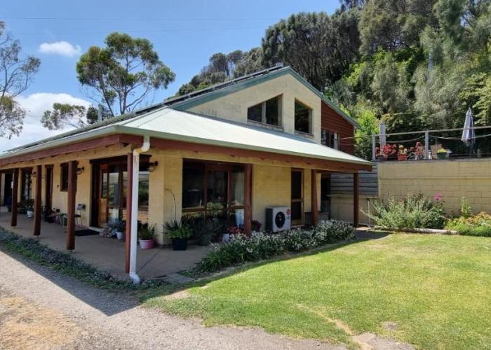 Eastern Reef Cottages