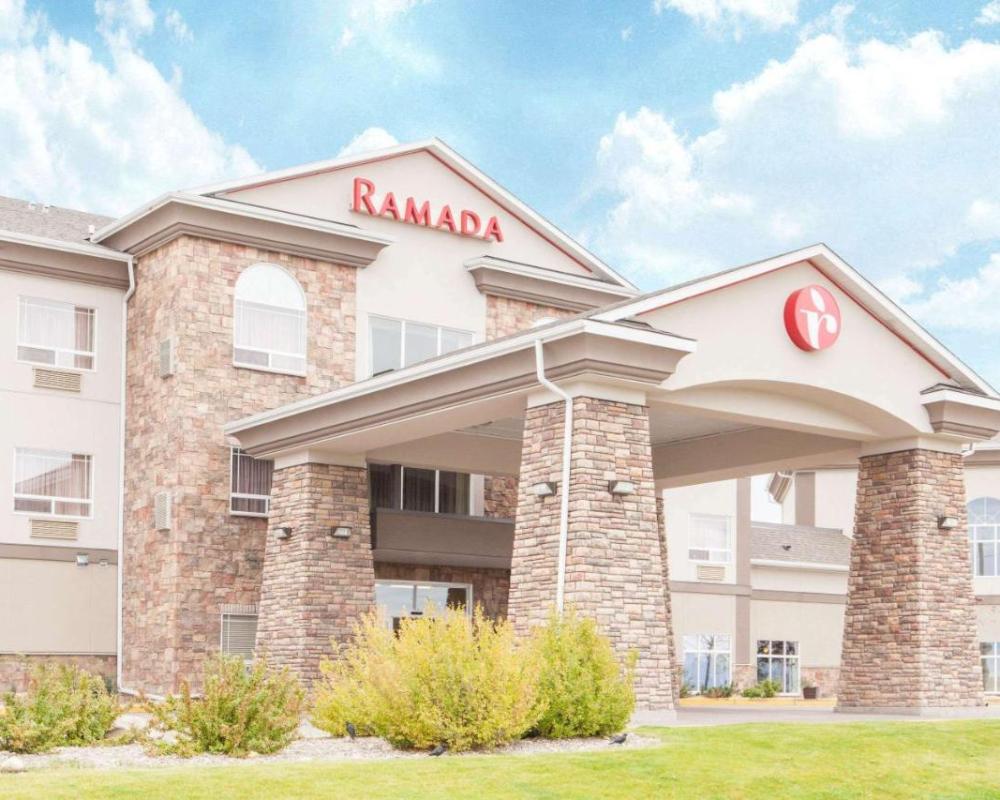 Ramada by Wyndham Pincher Creek