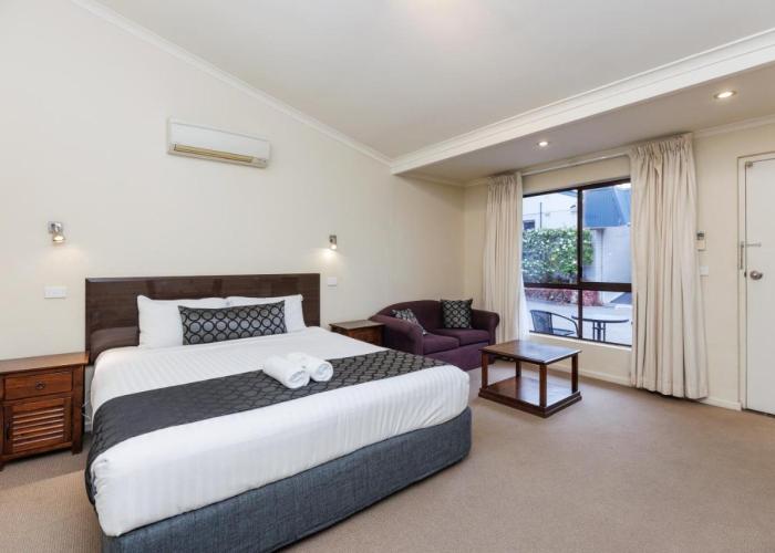 Amaroo Motel