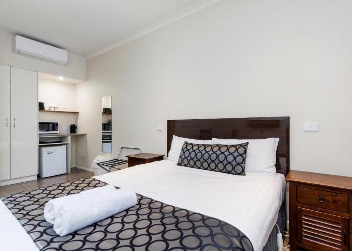 Amaroo Motel