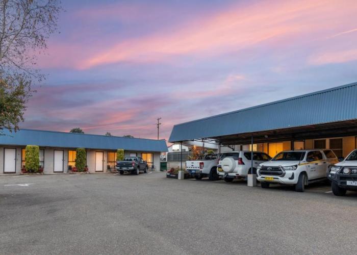 Amaroo Motel