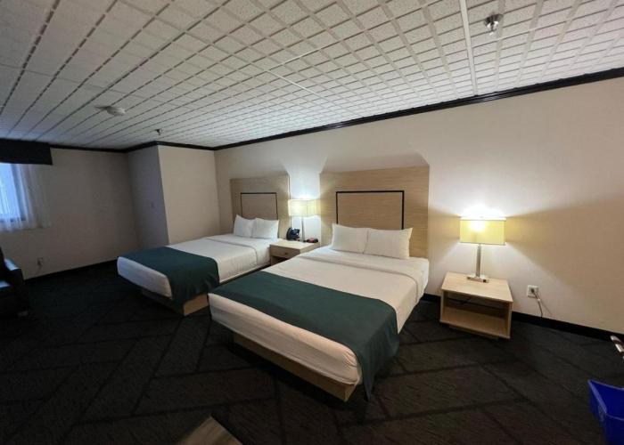 Sternwheeler Hotel and Conference Centre