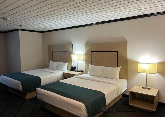 Sternwheeler Hotel and Conference Centre
