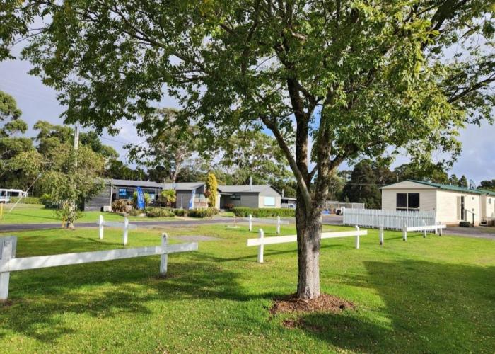 Strahan Beach Tourist Park