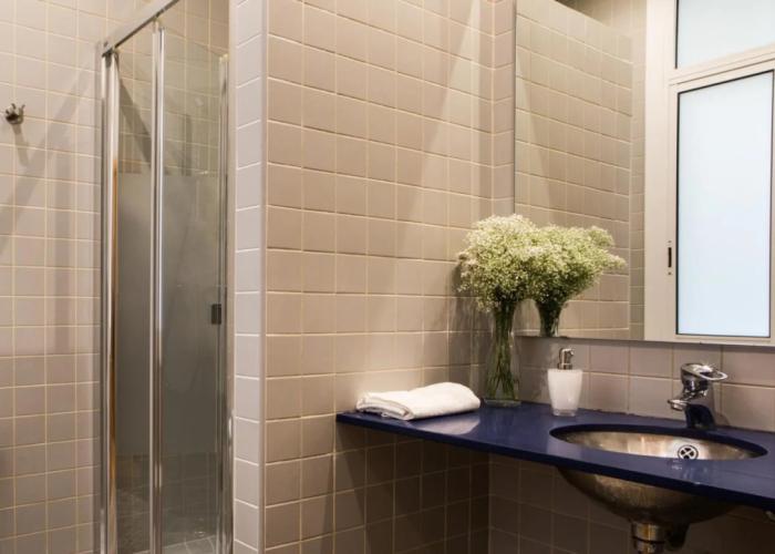 Born Barcelona Hostel