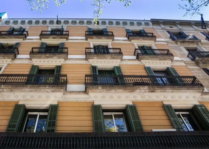 Born Barcelona Hostel