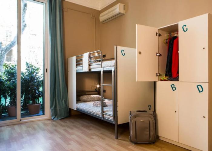 Born Barcelona Hostel