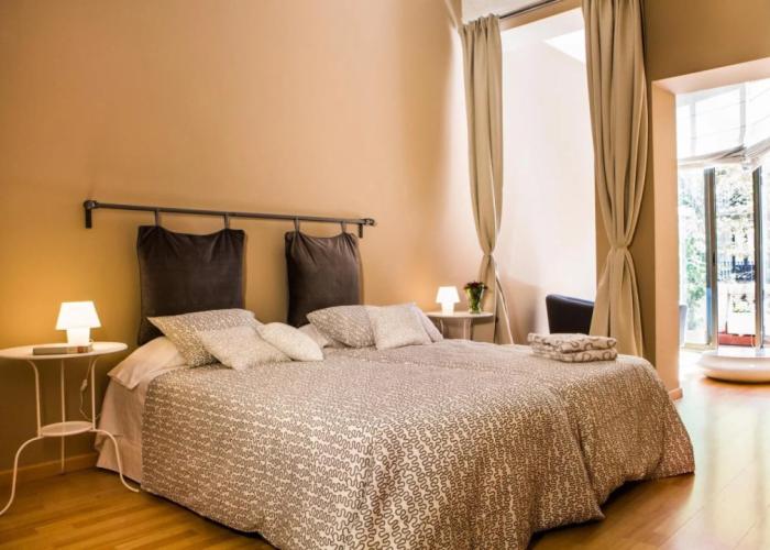 Born Barcelona Hostel