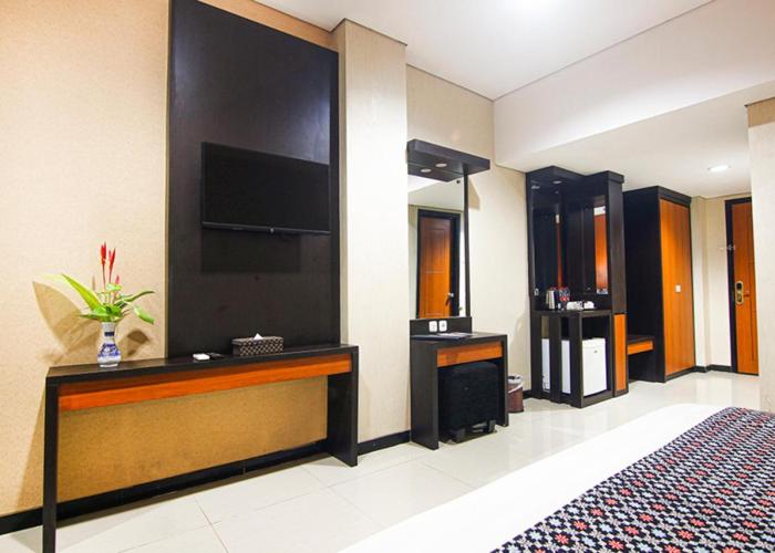 Parkside Mandarin Hotel Pekalongan