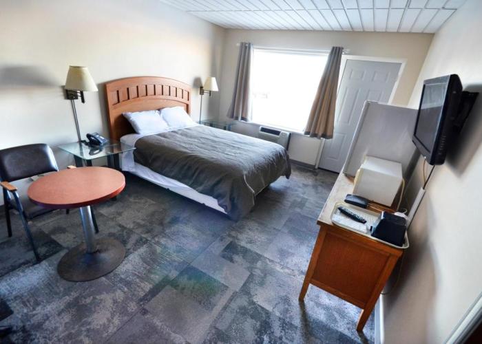 St. Norbert Hotel