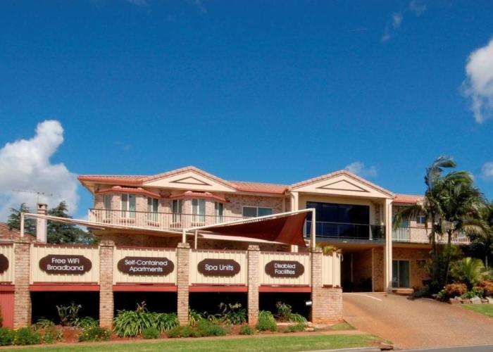Highlander Motor Inn