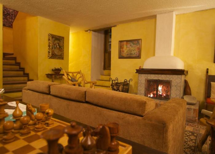 Las Palmeras Inn