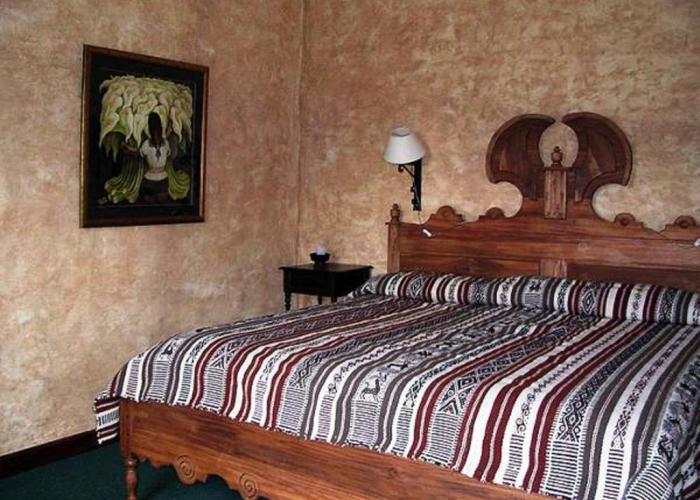 Las Palmeras Inn