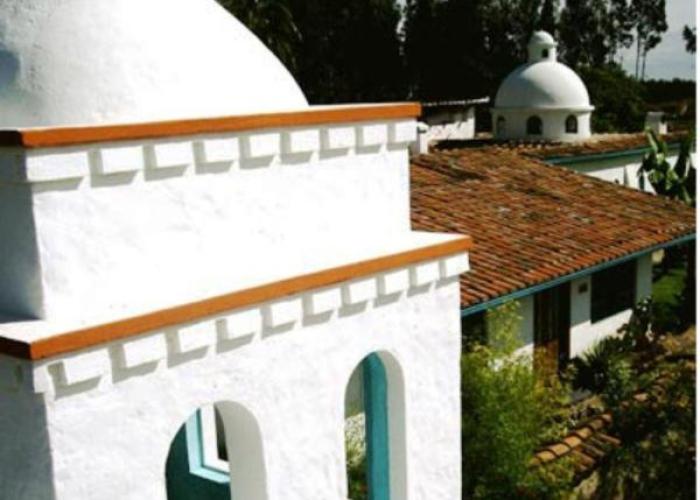 Las Palmeras Inn