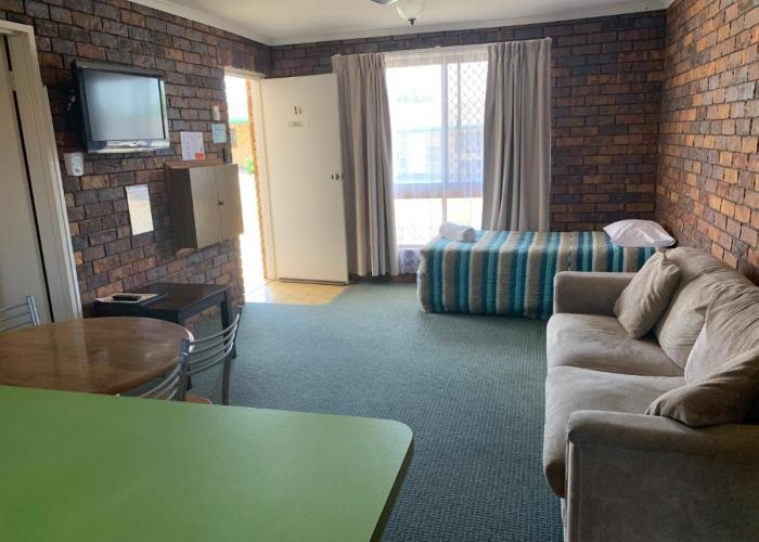 Bridge Street Motor Inn