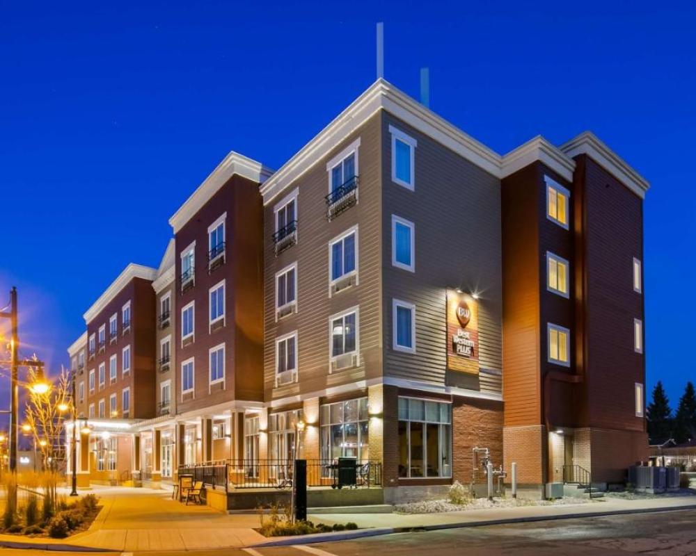 Best Western Plus Chateau Inn