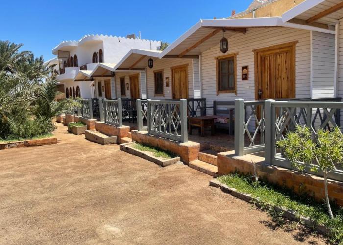 Shams Hotel & Dive Centre