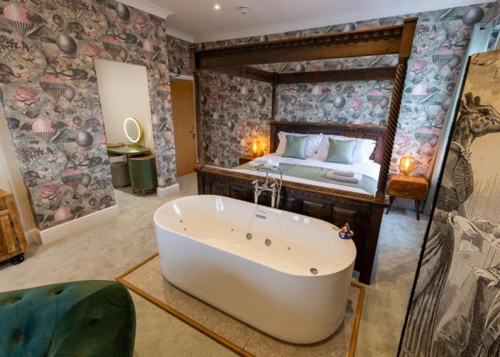 The Resolution Hotel