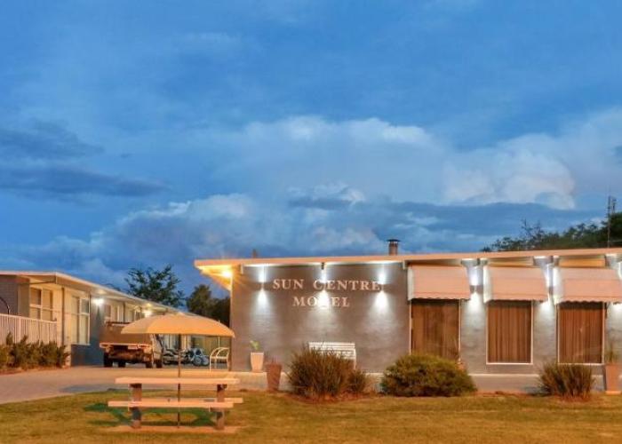 Sun Centre Motel