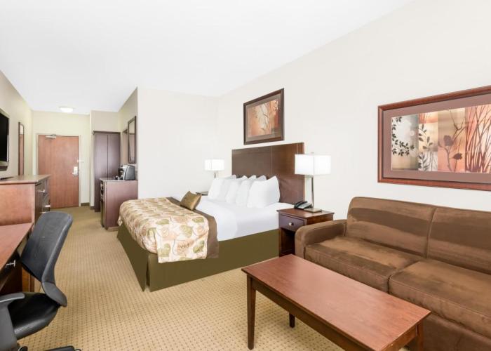 Ramada by Wyndham Olds