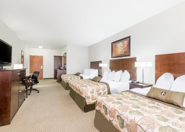 Ramada by Wyndham Olds