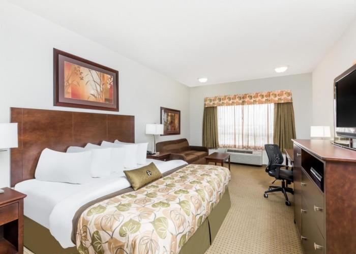 Ramada by Wyndham Olds