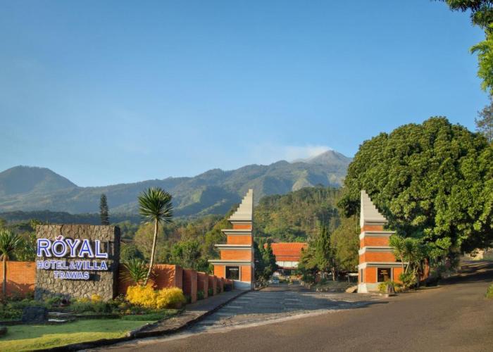 Royal Hotel and Villas Trawas