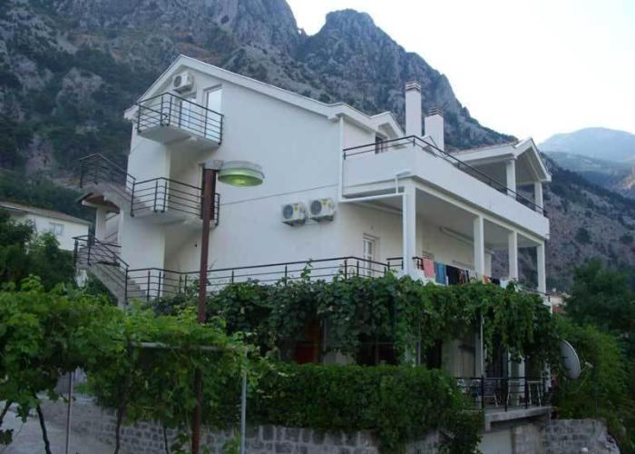 Apartments Dakovic