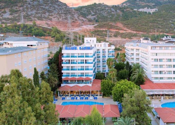 Blue Fish Hotel