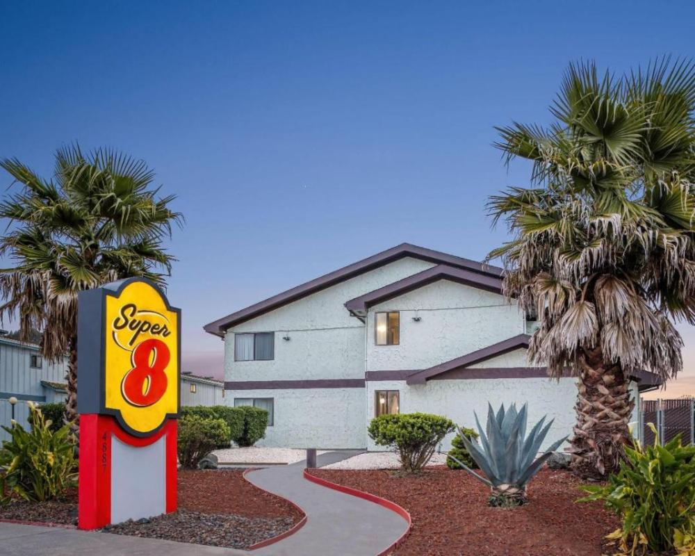 Super 8 by Wyndham Arcata