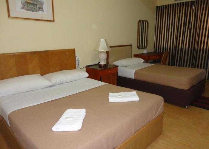 Pristine Hotel