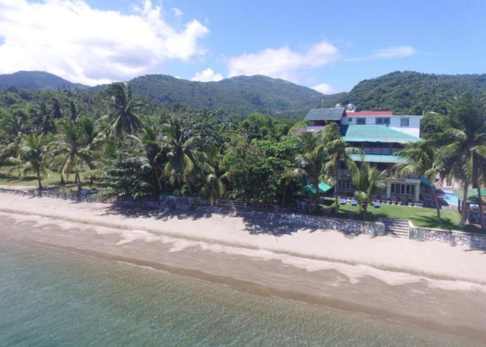 Badladz Beach and Dive Resort