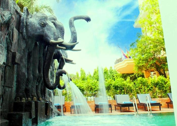 Royal Crown Hotel & Spa