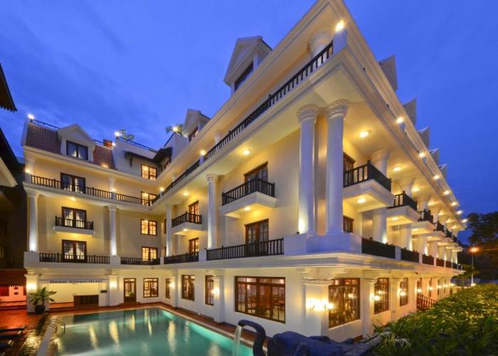 Royal Crown Hotel & Spa