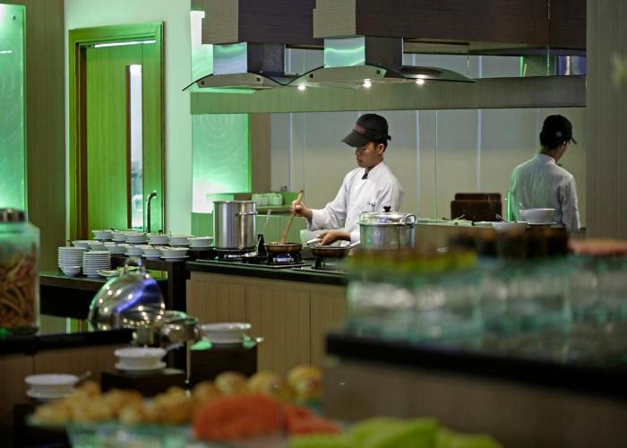 Hotel Santika Palu