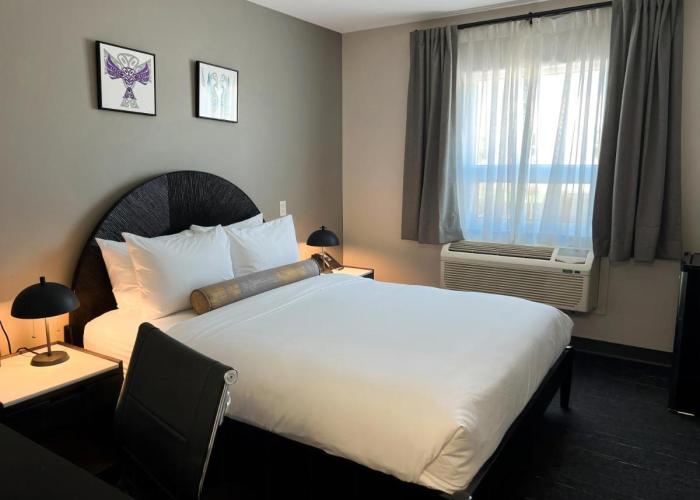 Edgewater Hotel