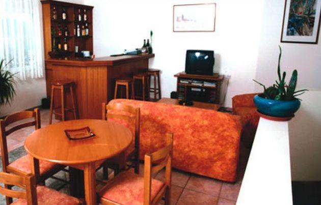 Ionion Hotel