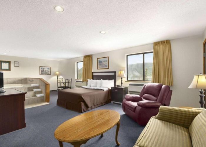 Super 8 by Wyndham Williams Lake BC
