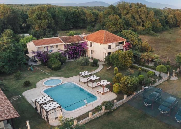 Apartments Ada Bojana