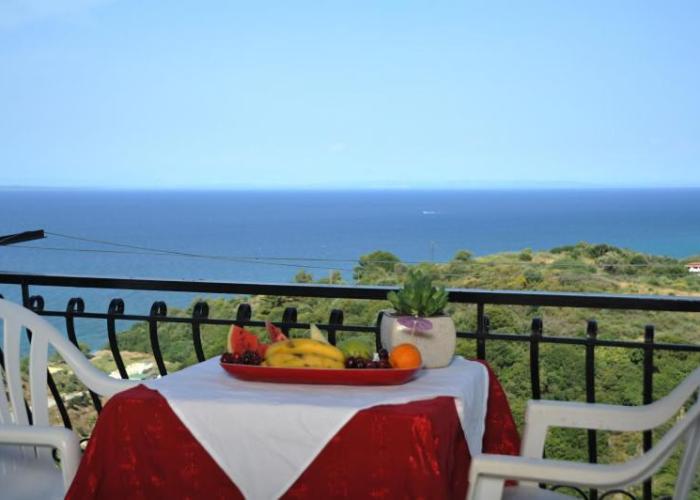 Fiore Hill Sea View Studios